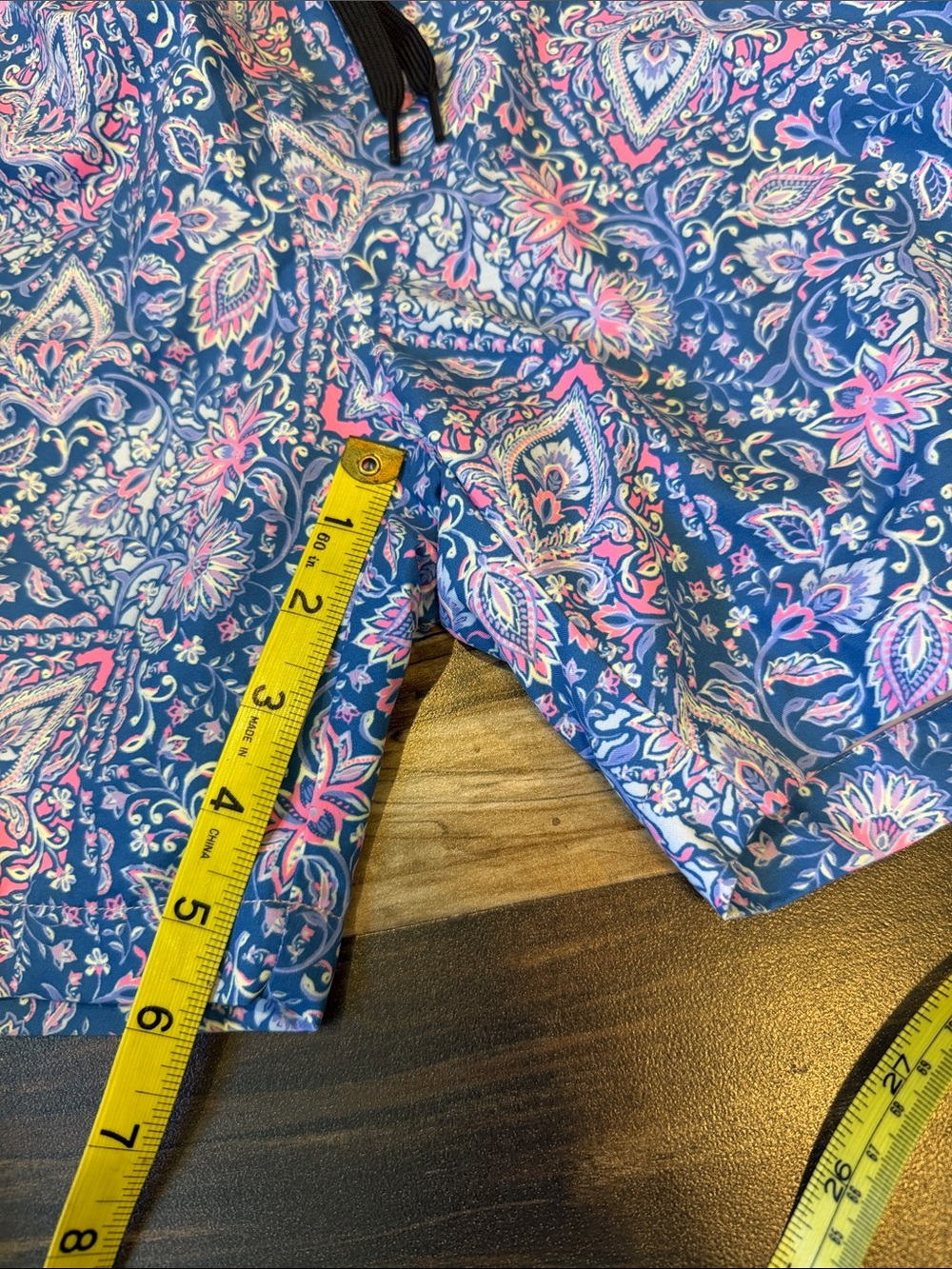 Kulani Kinis Blue Pink Paisley Swim Shorts Size Medium Lined - Picture 3 of 5